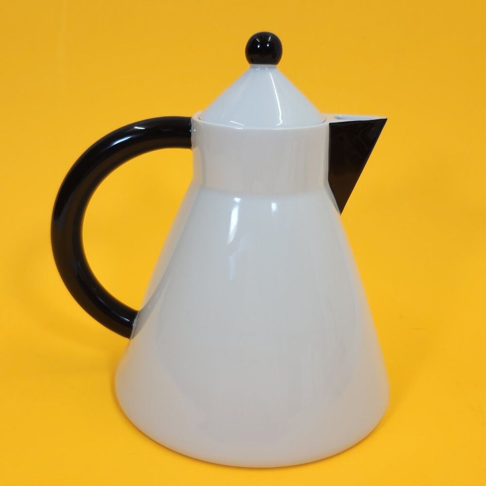 Ysenburg Art Werk Teapot Black White Waechtersbach Vintage Porcelain Ceramics